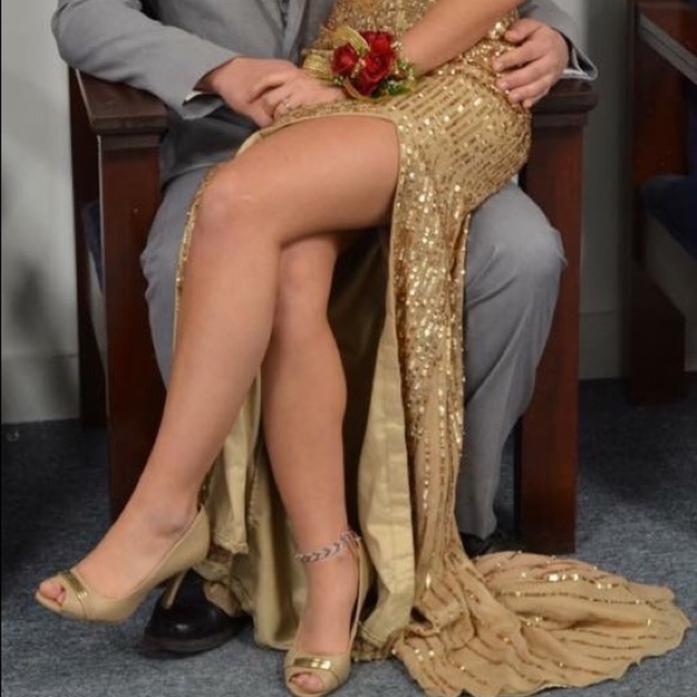 Prom dresses!! - Picture 3 of 3